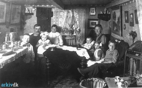 arkiv dk Johannes Henriksen Røns familie Harboøre ca 1910