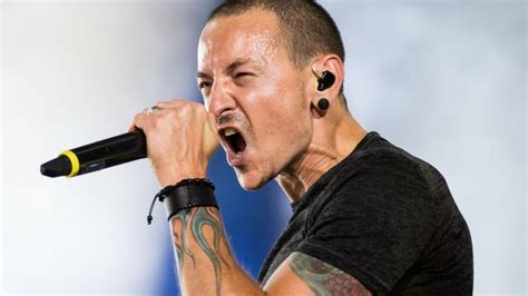 Chester Bennington Maakte Van Linkin Park Stem Van Een Generatie