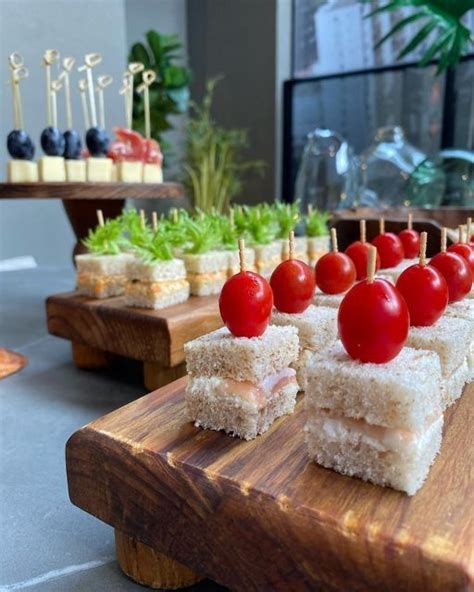 Pin De Luana Menegon Em Ch De Panela Em Buffet De Comida