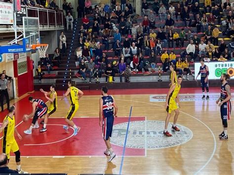 Basket Serie B Goldengas Senigallia Snodo Fondamentale A Imola Lo