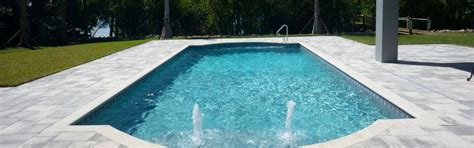 Luxurious Roman Pool Design