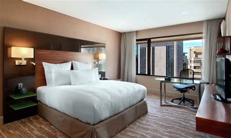 Accommodation Brisbane CBD - Hilton Brisbane Hotel Rooms & Suites