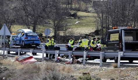 Los muertos en el accidente de Ávila son cuatro hombres y una mujer