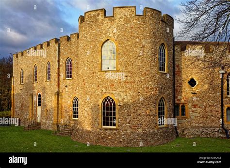 Taunton castle hi-res stock photography and images - Alamy