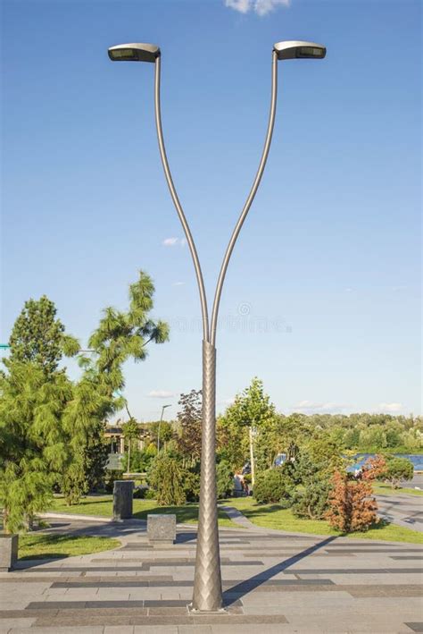 A Modern Street Led Lighting Pole At Park Urban Electro Energy