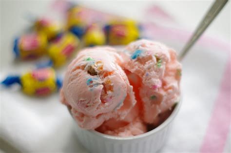 M Cubed: Mandy's Famous Bubble Gum Ice Cream