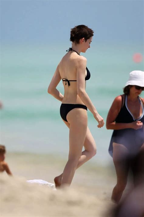 ANNE HATHAWAY In Bikini HawtCelebs