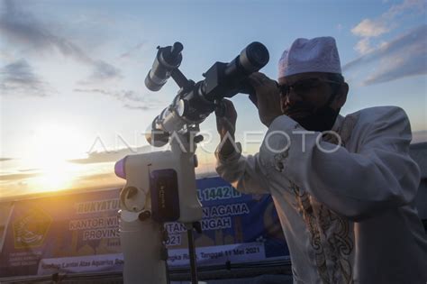 Pemantauan Hilal Penentuan Idul Fitri Antara Foto