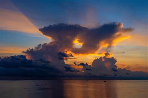 Paysage Au Lever Du Soleil Sur L île De Phu Quoc Vietnam Concept De