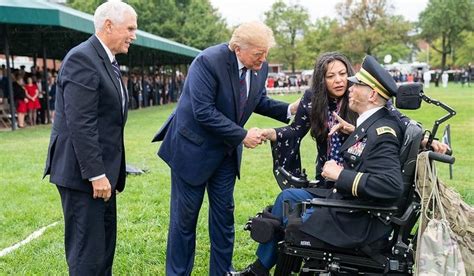 Trump Sings God Bless America With Wounded Vet American Military News