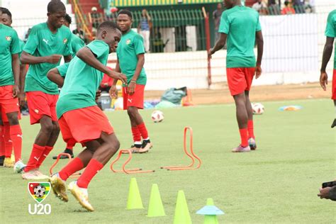 Prépa UfOA B U20 Les Éperviers juniors prolongent leur stage TOGO GOAL