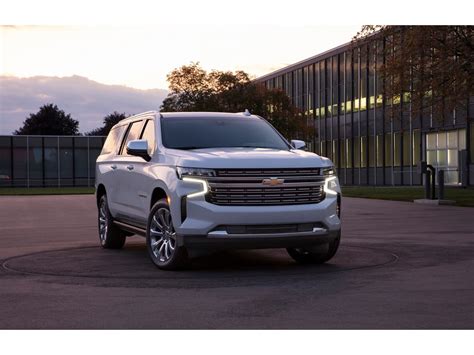 2023 Chevrolet Suburban: 68 Exterior Photos | U.S. News