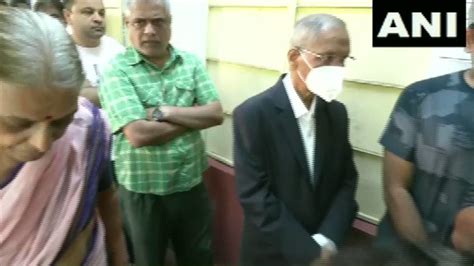 Ani On Twitter Watch Infosys Founder Narayana Murthy Arrives At A Polling Booth In