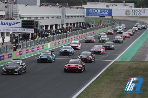 Tcr Italy Franco Girolami Fa Centro A Vallelunga Ma La Classifica Di