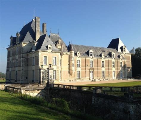 20 Best Wedding Venues in France - French Wedding Venues