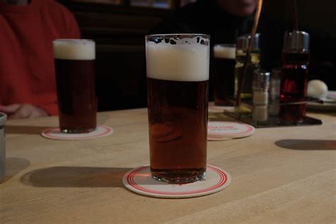 Altbier A Guide To Düsseldorf S Unique Beer Man Vs Globe