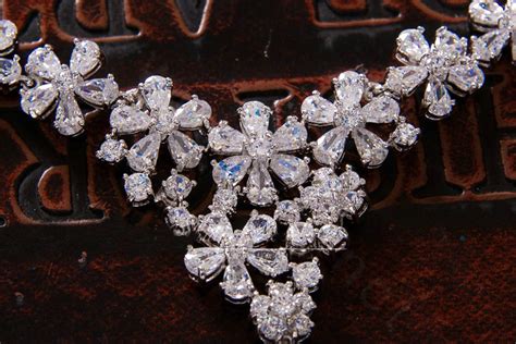 Buy Wholesale Luxury Banquet Wedding Jewelry Sets Flower Water Drops