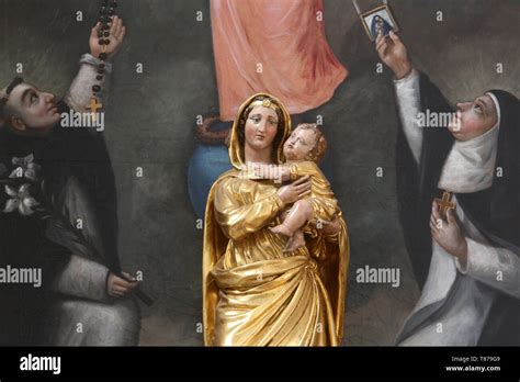 Marie Et Lenfant Jesus Hi Res Stock Photography And Images Alamy