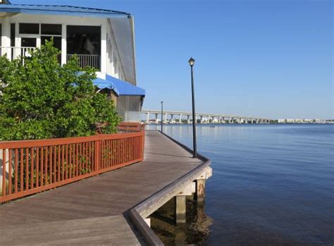 Stuart Boardwalk Or Healthy Trail