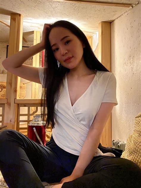 Is the Emileexo OnlyFans Leak a Blessing in Disguise? Experts Debate - xe91ofm