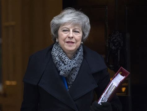 Brytyjskie Media Theresa May Poda Si Do Dymisji