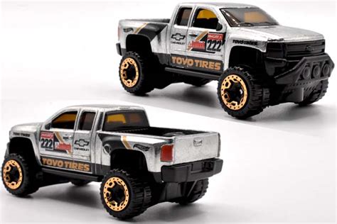 ZAMACマルチパックのレビューギンギラに輝くボディザマックが 台も一気に HDH Hot Wheels 情報まとめ ホットウィール にわかマニア