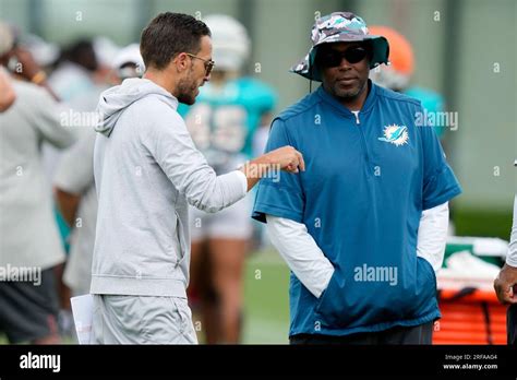 Miami Dolphins Head Coach Mike McDaniel Left Talks With General