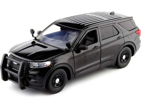 Ford Interceptor Utility Con Defensas Negro Motor Max