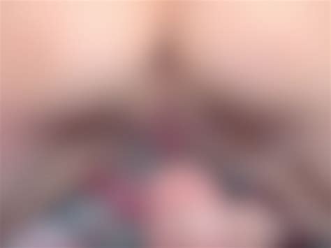 Ginta Strips Naked and Enjoys Her Sexy Body Vidéos Porno Gratuites YouPorn