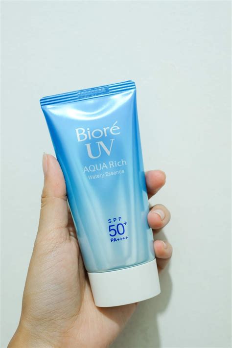 Biore UV Aqua Rich Water Essence SPF 50 Sunscreen Review The Foodinista