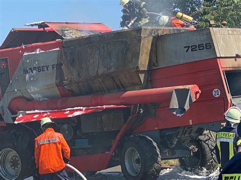 M Hdrescher Ger T In Brand Feuerwehr Borstel