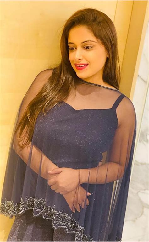 Hot Photos Of Sneha Paul Actress From Ullu App Charmsukh Chawl House And Laal Lihaaf