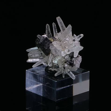 Hubnerite And Quartz Mundo Nuevo Mine Huamachuco Sanchez Carrion