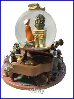 Vintage Aristocats Musical Snow Globe Piano Plays Everybody Wants To Be