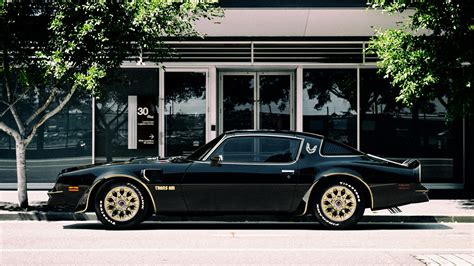 Pontiac Firebird Trans Am 77' on Behance