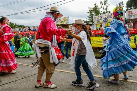 Ferias Y Fiestas En Colombia RevistaDC Revista DC Distinta Y