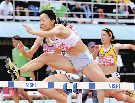 《北関東高校陸上》女子100メートル障害 横山（共愛）が初優勝 上毛新聞社のニュースサイト