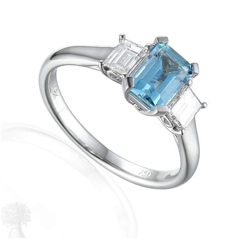 Jewellery Aquamarine 18ct White Gold 3 Stone Aquamarine Diamond