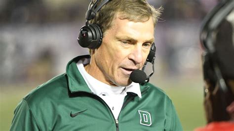 Dartmouth to name facility after football coach Buddy Teevens - ESPN