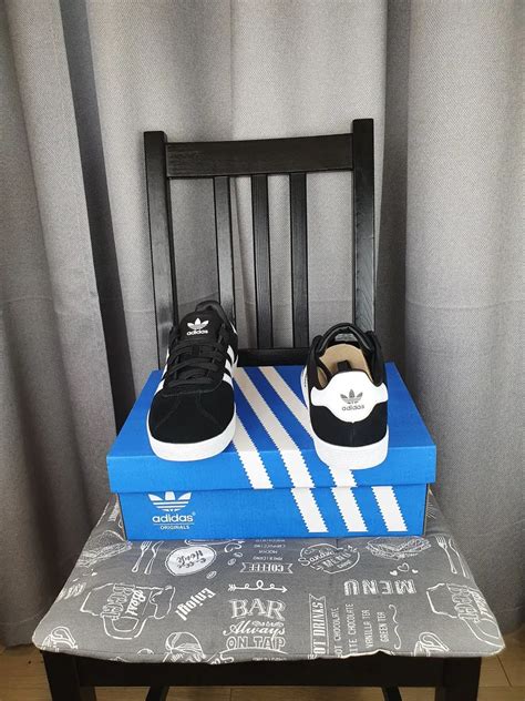 Кеды Adidas Gazelle черные с белым для девушек. Женские кроссовки ...