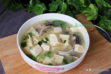 教你做豆腐燉魚湯色澤乳白魚肉鮮嫩味道鮮美無腥味真好喝 每日頭條