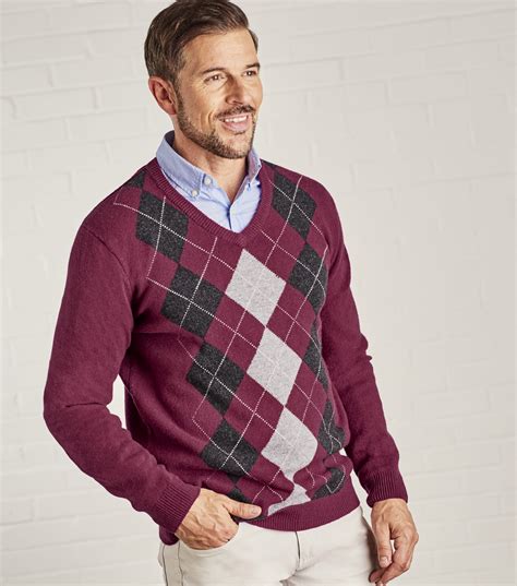 Burgundy Cream Flann Mens Lambswool V Neck Argyle Jumper Woolovers Uk