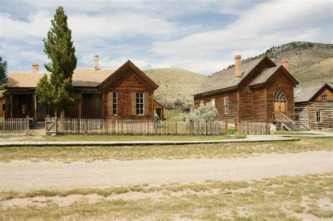 Check Out These Must Visit Historical Landmarks In Montana