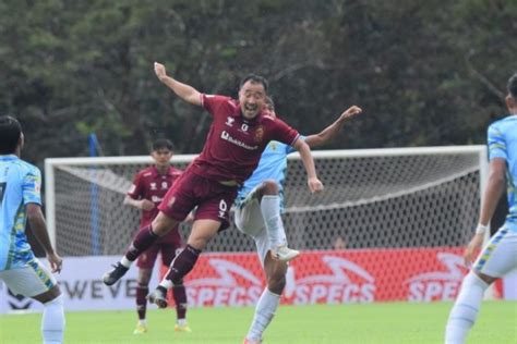 Liestiadi Rotasi Starting Eleven Jelang Kontra Semen Padang