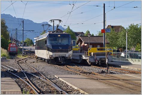 Überraschend zeigt sich MOB Ge 4 4 8001 in Blonay und fährt später