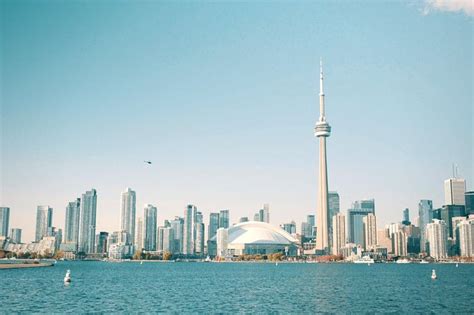 Toronto Half Day Small Group Tour With Cn Tower Cruise 2025