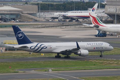 Delta Air Lines Fleet Boeing 757 200 Details And Pictures