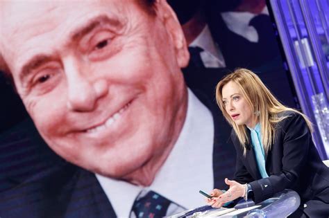 Oggi L Incontro Berlusconi Meloni Ma Dentro Forza Italia Crescono I