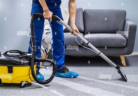 Showroom Housekeeping Service At Rs 14000 Month In Mumbai