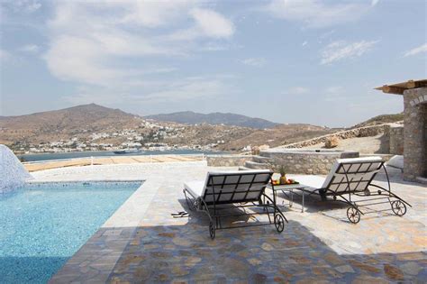 Agalia Luxury Suites | Budget Accommodation Deals and Offers Book Now!